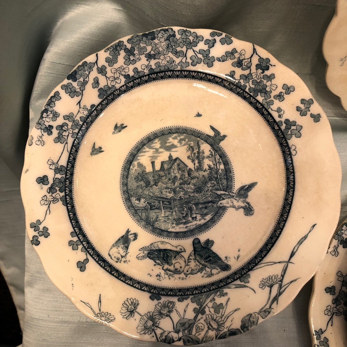 Part Of English Earthenware Service, 19th Century -photo-3
