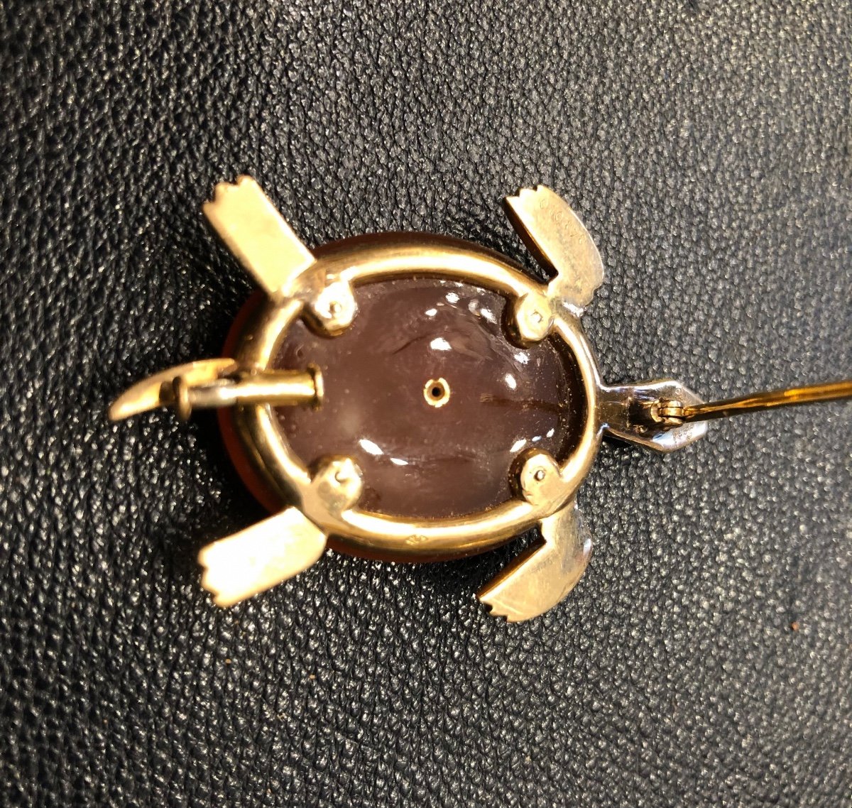 Yellow Gold Brooch, Carnelian, Cartier, Circa 1960-photo-6