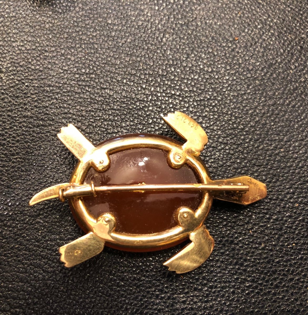 Yellow Gold Brooch, Carnelian, Cartier, Circa 1960-photo-7