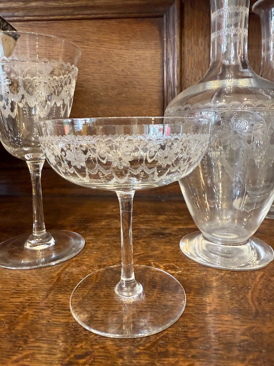Part Of A Set Of Engraved Crystal Glasses, 19th Century -photo-1
