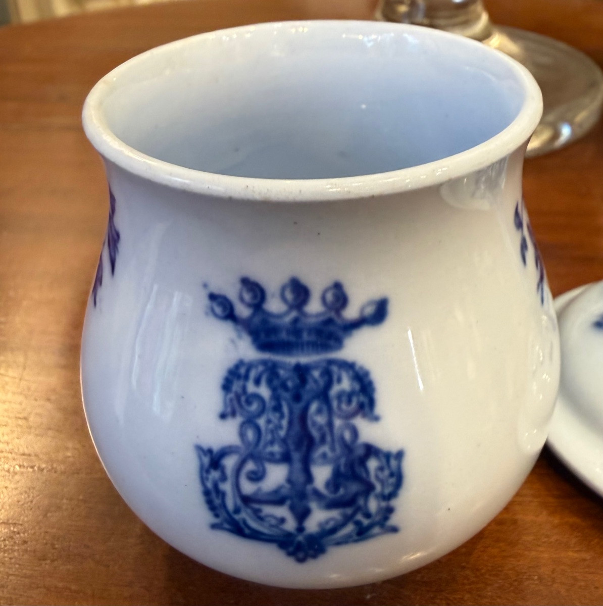 Porcelain Cream Pot Service, Late 19th/early 20th Century -photo-2