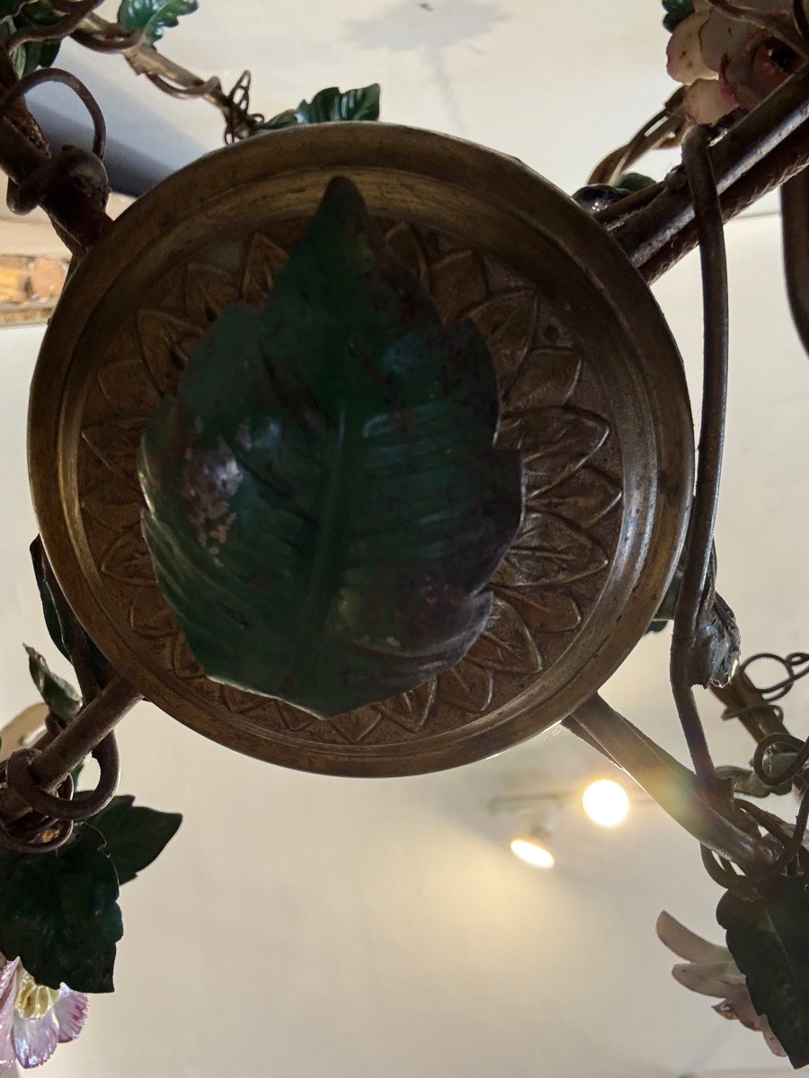 Lustre cage fer polychrome et porcelaine,début XX ème siècle -photo-1