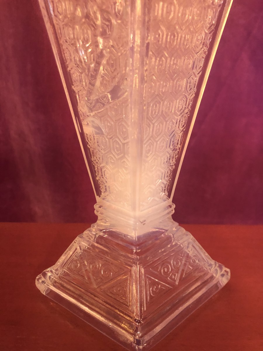 Vase Baccarat,cristal opalescent,vers 1880-photo-3