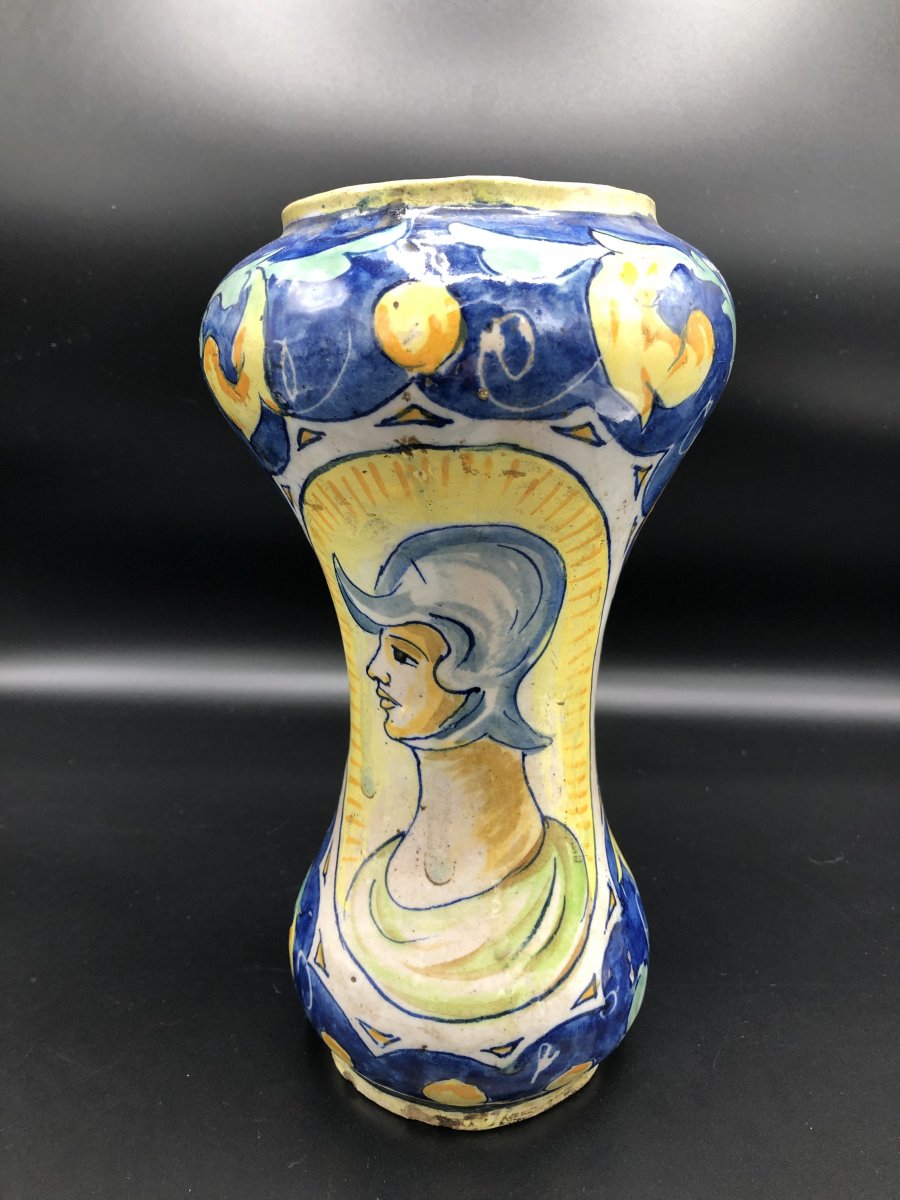 Albarello,faïence,majolica,Caltagirone,pot à pharmacie,fin XVII ème,début XVIII ème siècle 