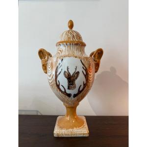 Covered Porcelain Pot, Hand Painted, Giovanna Amoroso Manzari 20th Century 