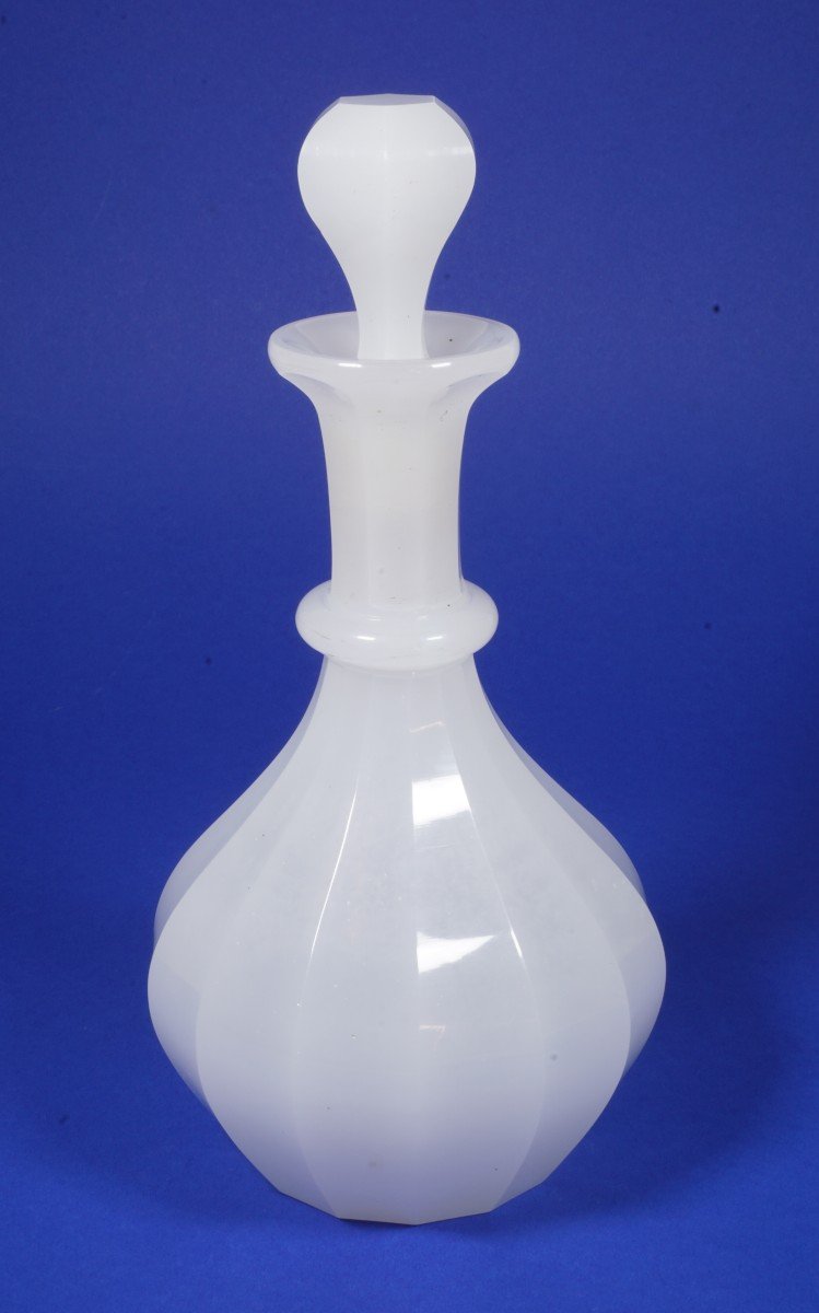 Carafe Opaline XIX, Saint Louis?-photo-1