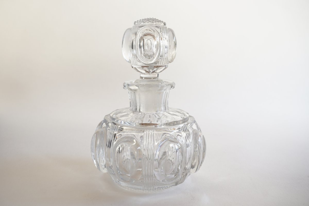Ancien flacon de toilette, parfum cristal Baccarat, Saint Louis ?