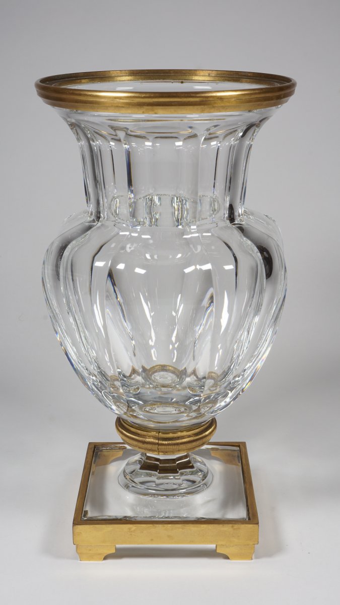 Baccarat Crystal Covered Vase, Gilt Bronze Frame-photo-4