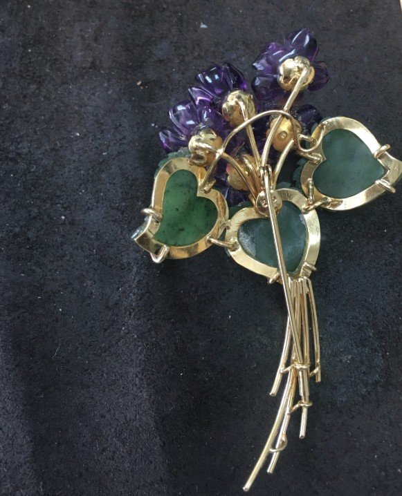 "Élégante Broche Vintage en Or Jaune 14ct avec Pétales d'Améthyste et Jade"-photo-2