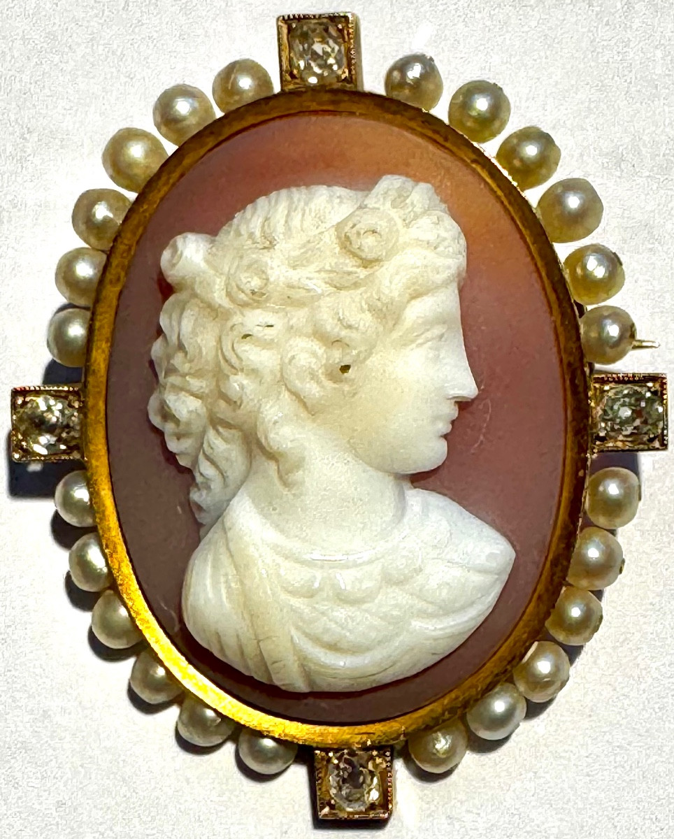 Broche Camé en Agathe 