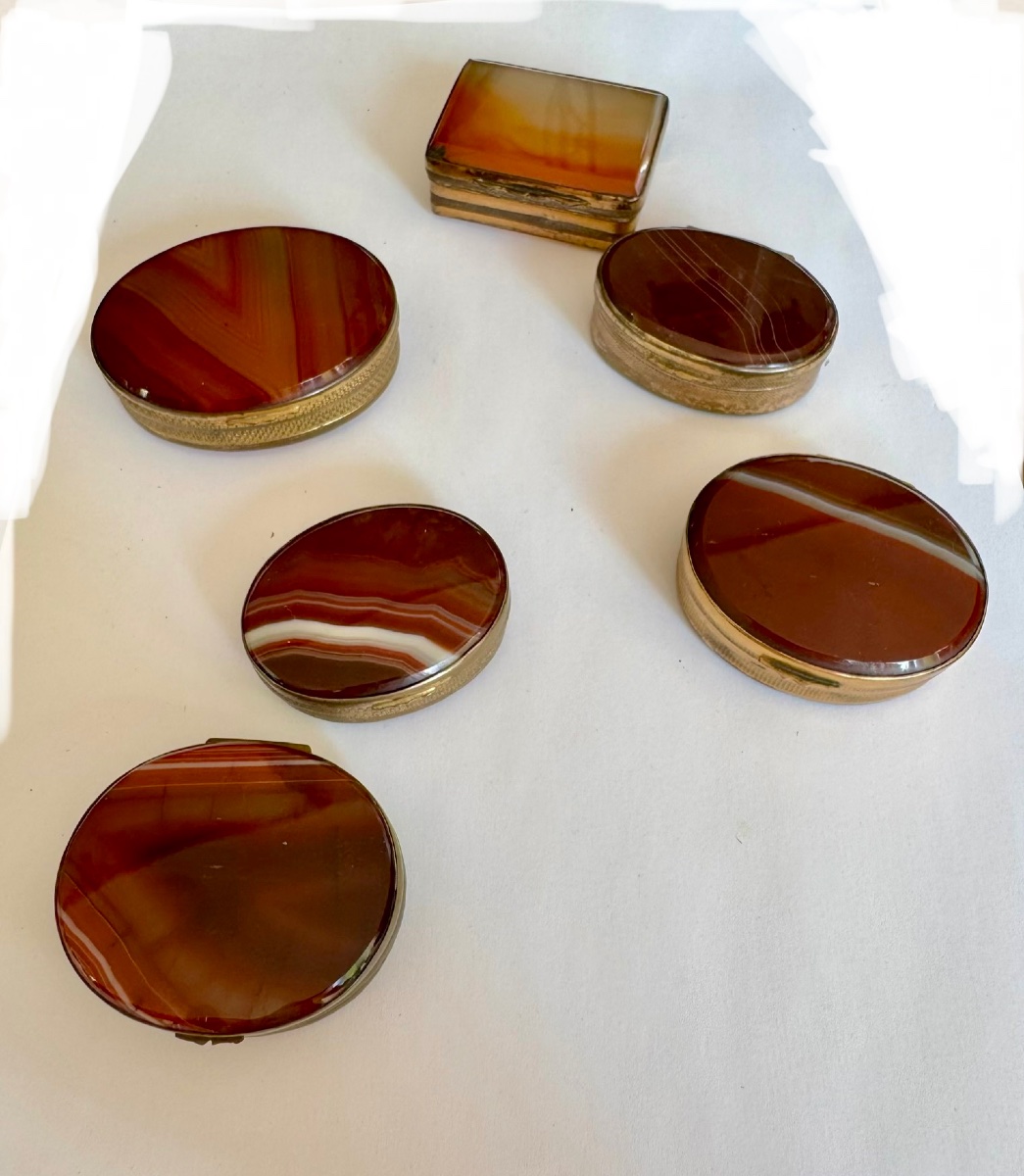 Set Of 6 Snuff Boxes Made Of Agate And Pomponne -photo-2
