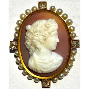 Broche Camé en Agathe 