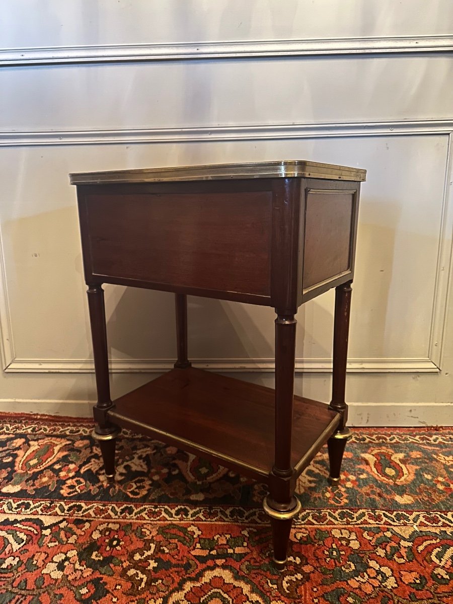 18th Century Bedside Table In Mahogany-photo-1