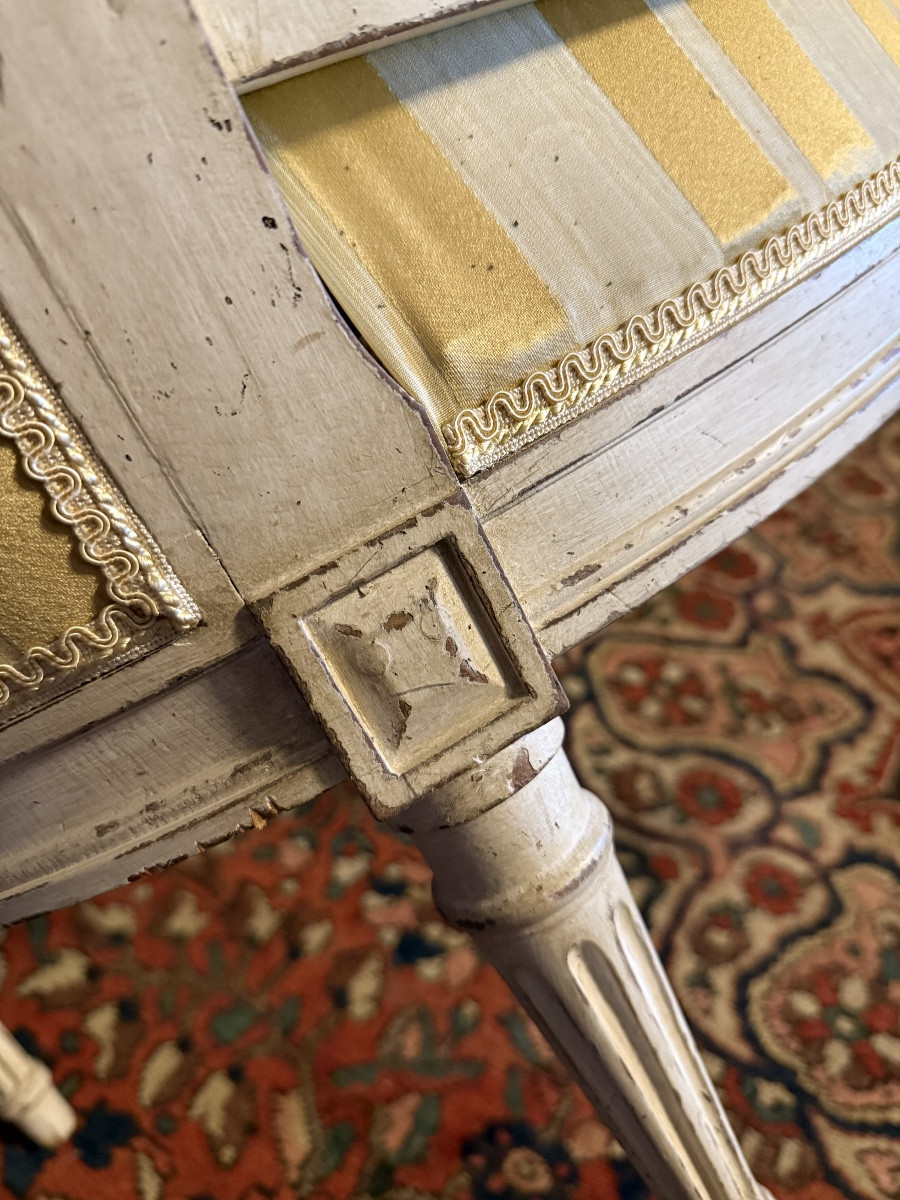 Pair Of Louis XVI Style Bergere Chairs In Painted Wood. -photo-3