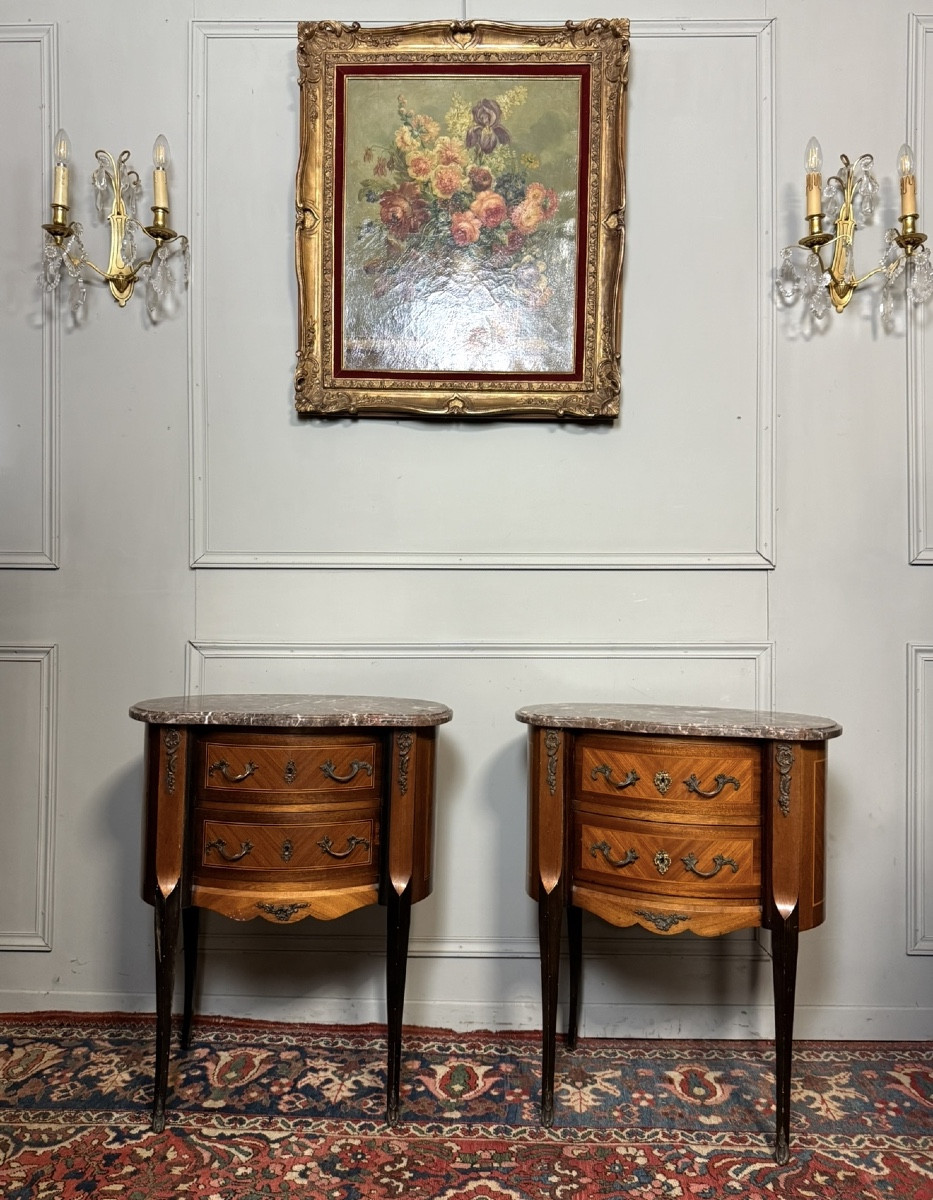 Paire de petites commodes de style transition. -photo-2