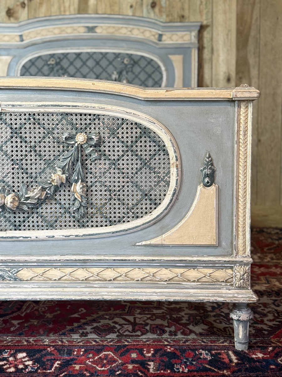 Louis XVI Style Lacquered And Caned Bed. -photo-2