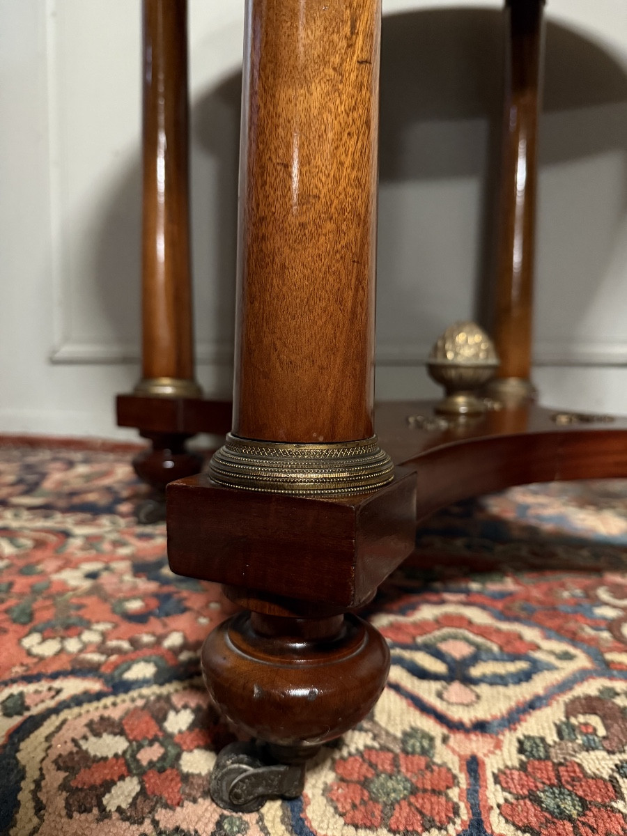 Empire Style Mahogany Pedestal Table. -photo-1