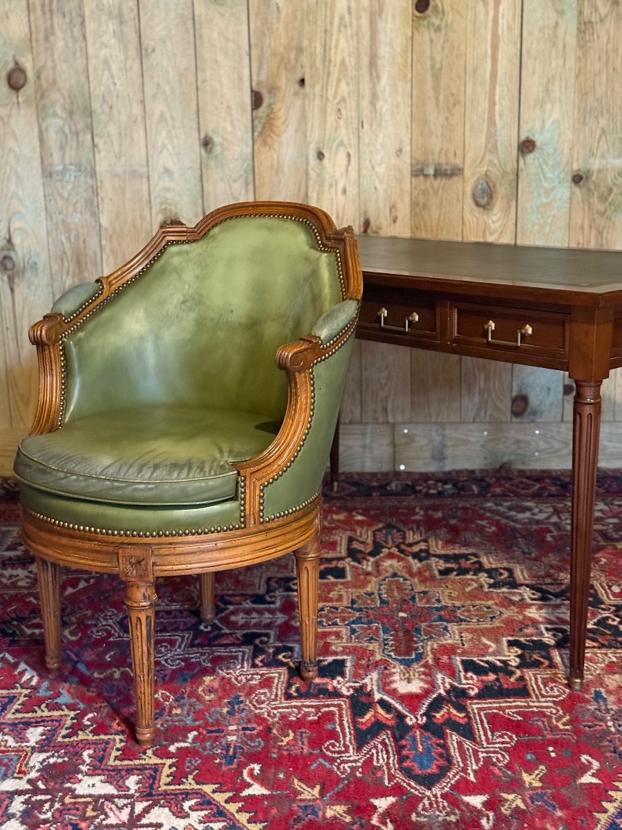 Louis XVI Style Swivel Office Chair. -photo-2