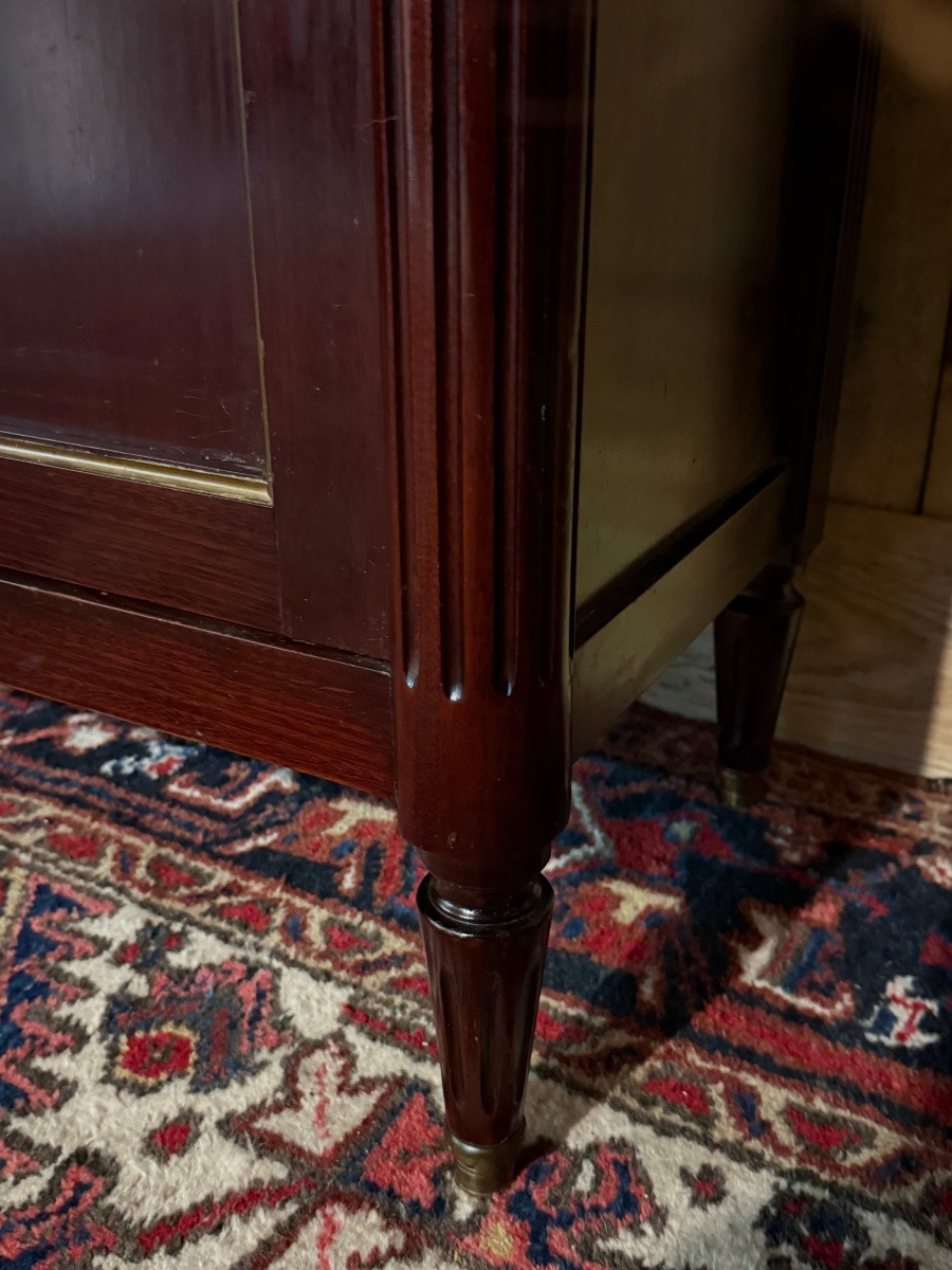 Louis XVI Style Mahogany Display Cabinet -photo-3