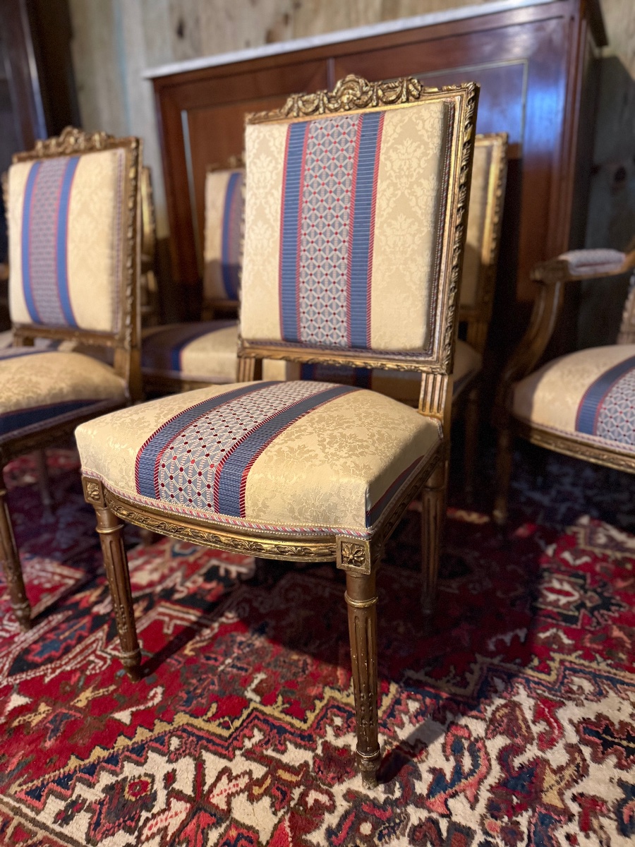 Set Of Four Louis XVI-style Chairs In Giltwood.-photo-3