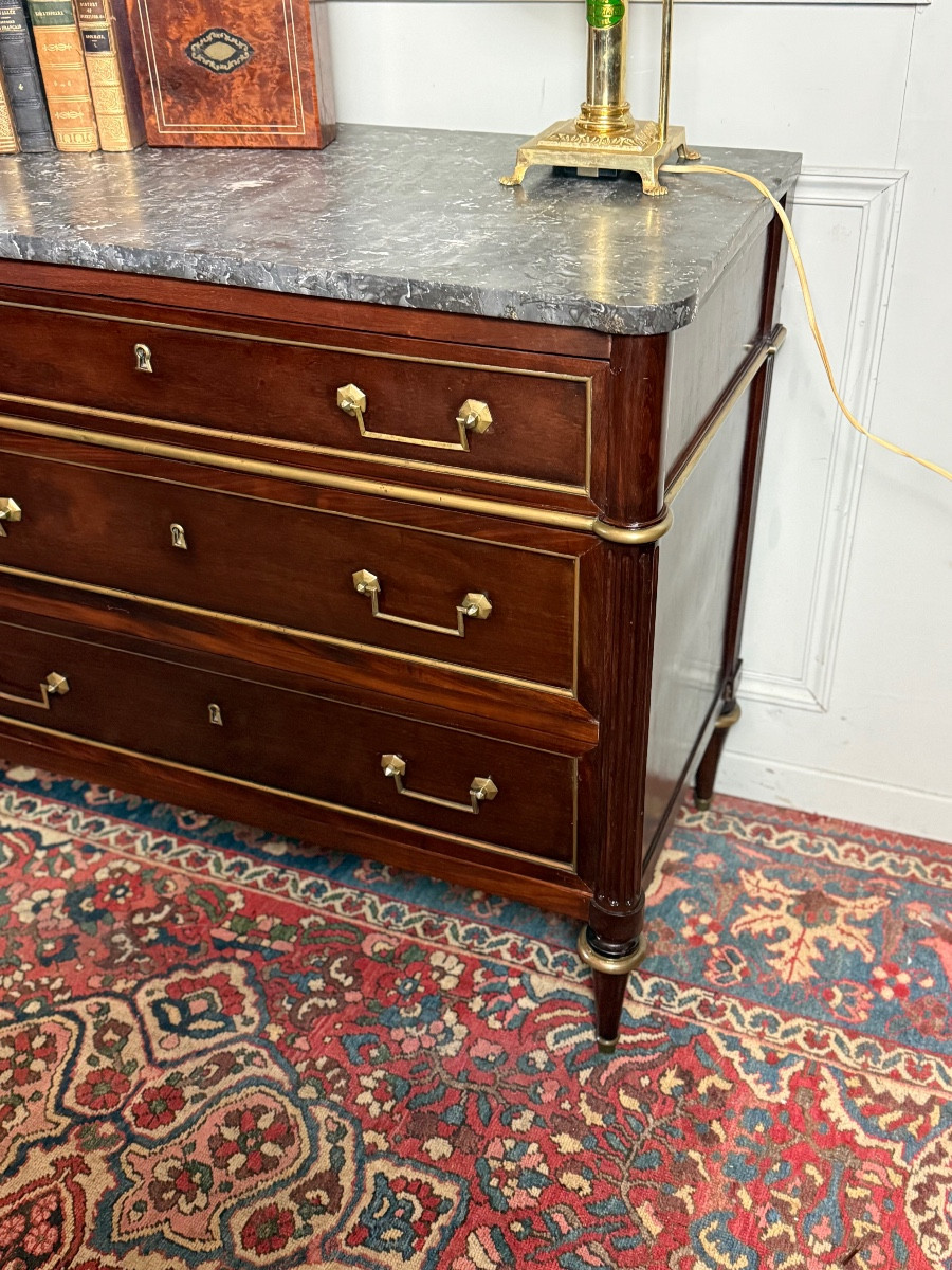 Louis XVI Style Mahogany Chest Of Drawers. -photo-4