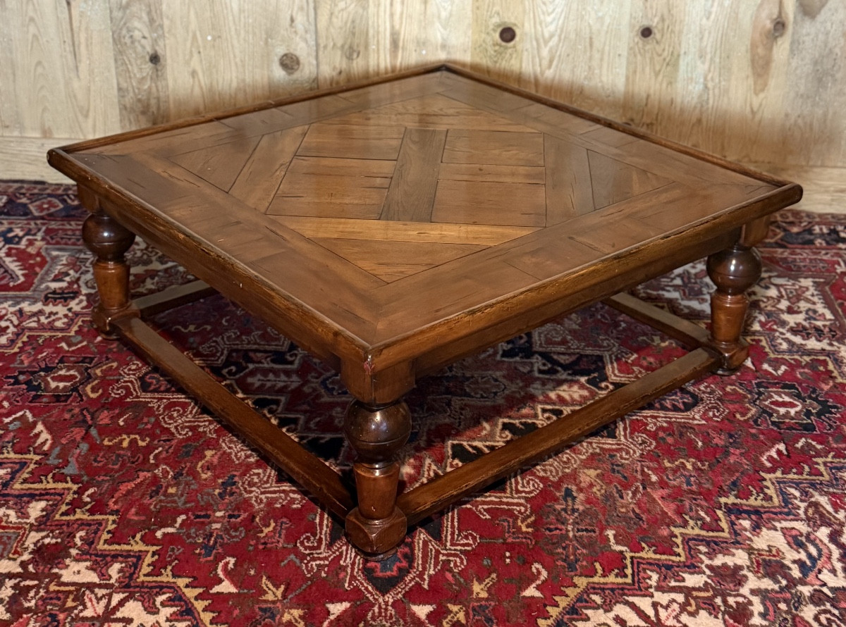 Table basse de style Louis XIII en chêne. -photo-2