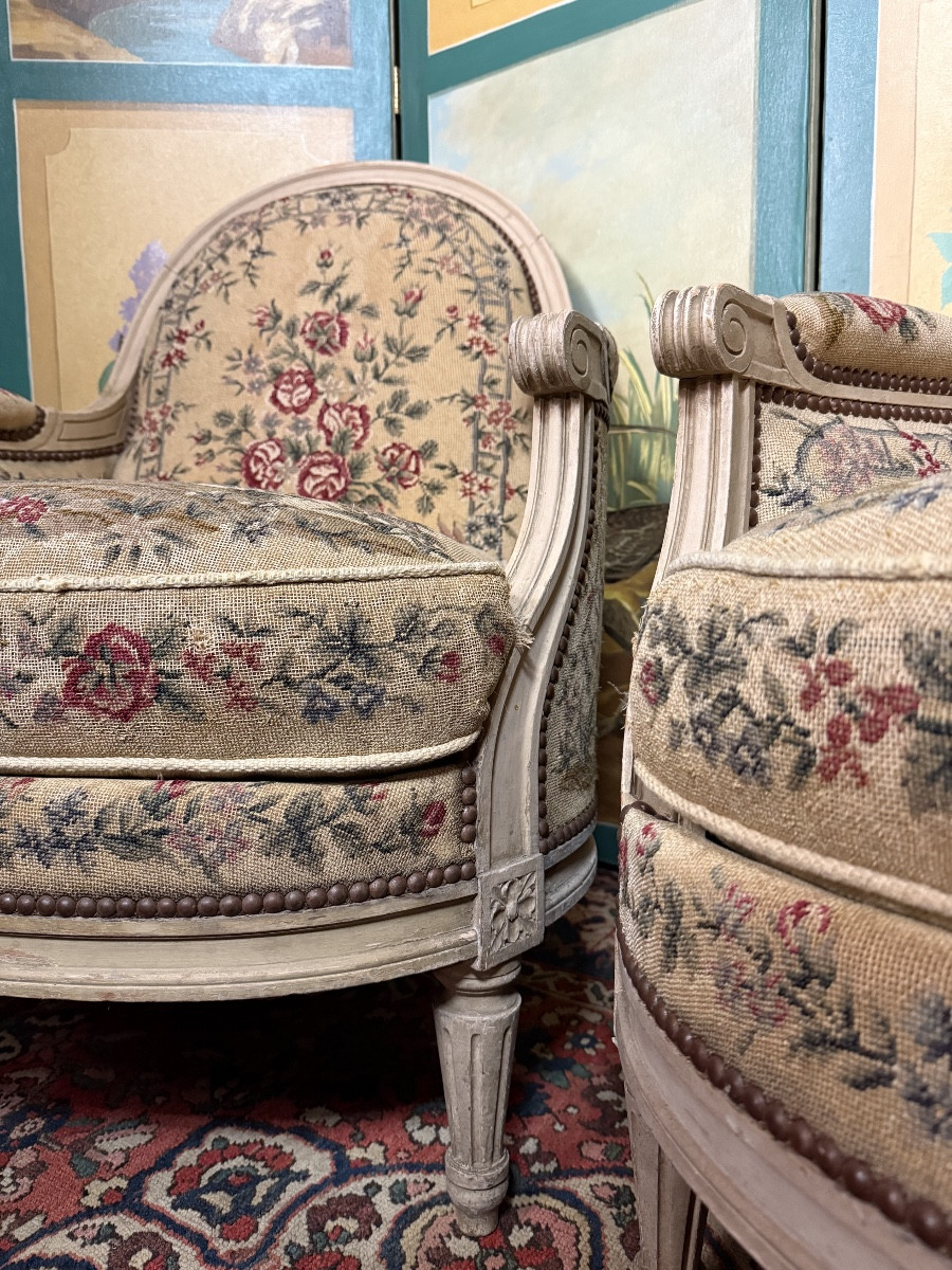 Maison GOUFFÉ à Paris. Paire de bergères de style Louis XVI.  -photo-4