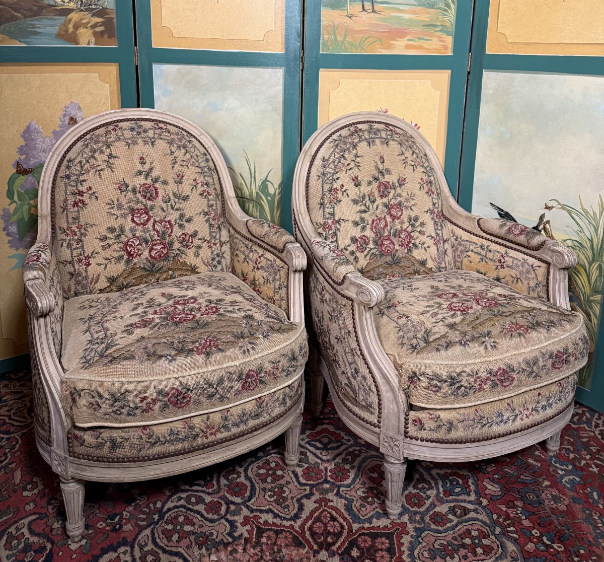 Maison GOUFFÉ à Paris. Paire de bergères de style Louis XVI.  