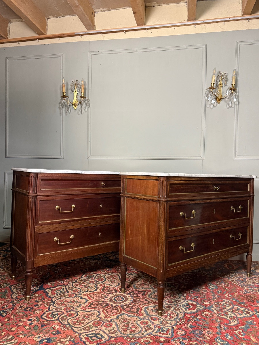 Paire de commodes de style Louis XVI -photo-3