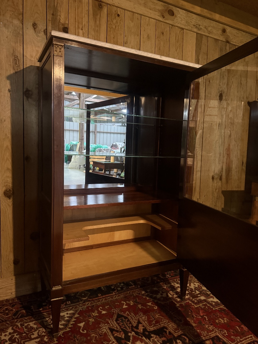 Vitrine/ Argentier de style Louis XVI en acajou. -photo-2