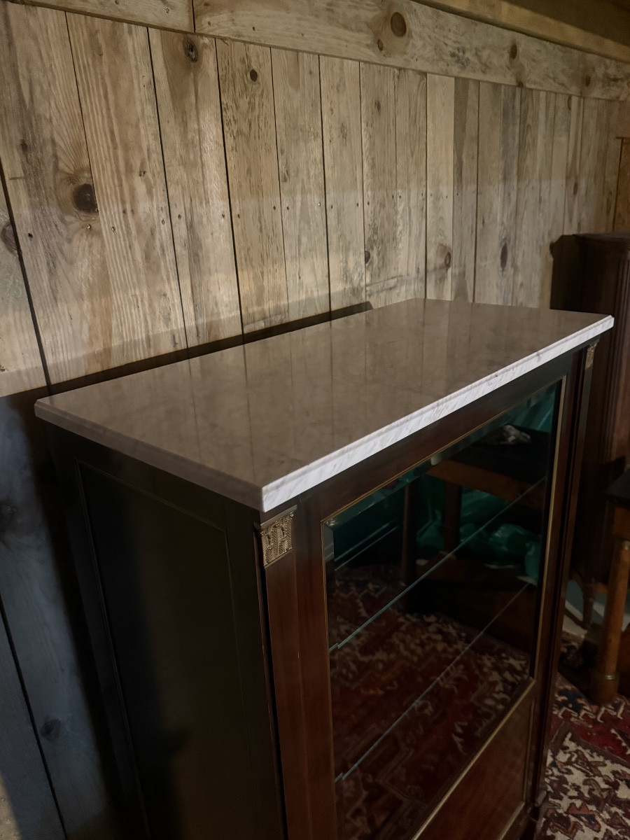 Vitrine/ Argentier de style Louis XVI en acajou. -photo-3