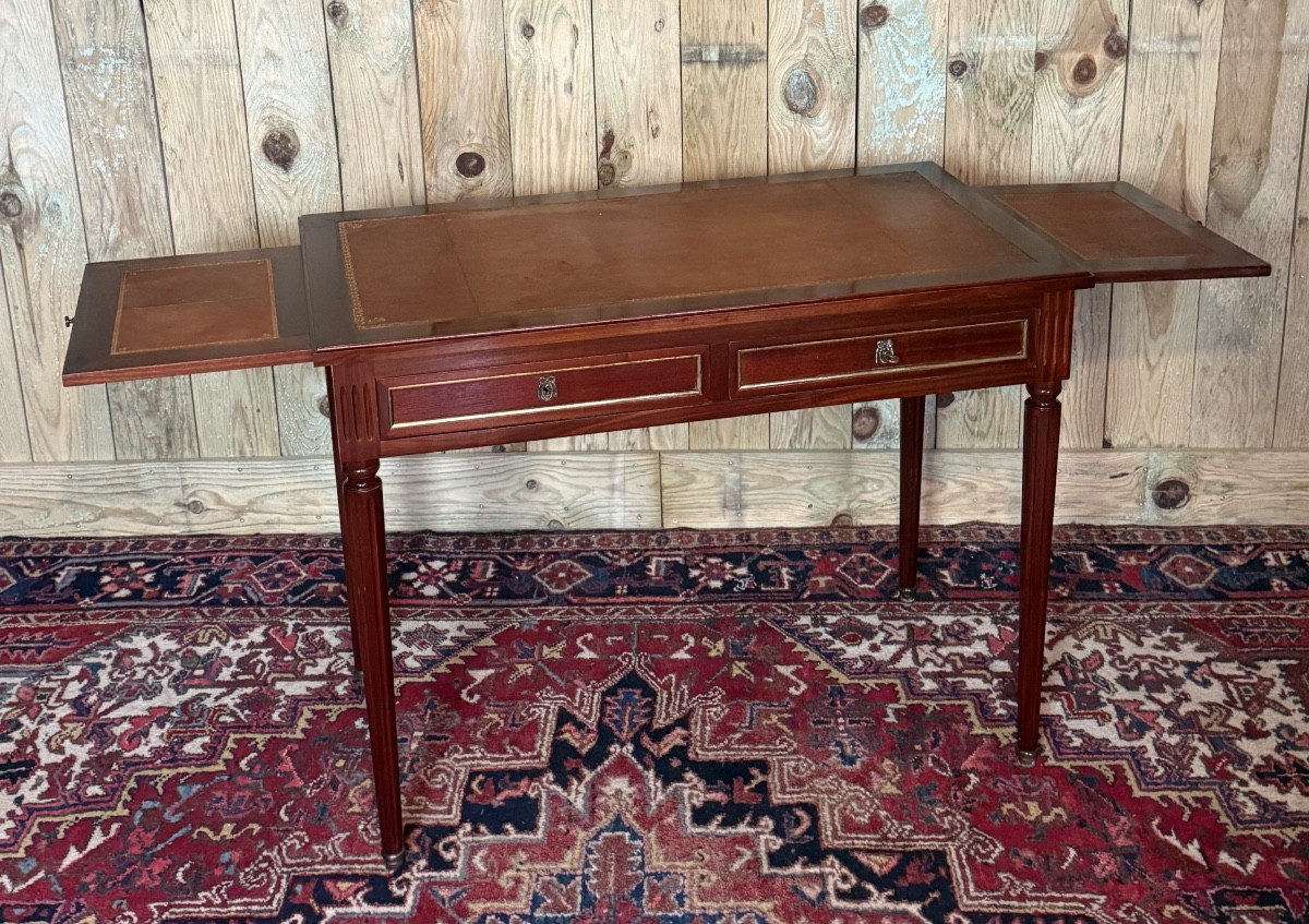 Louis XVI Style Mahogany Desk.-photo-4