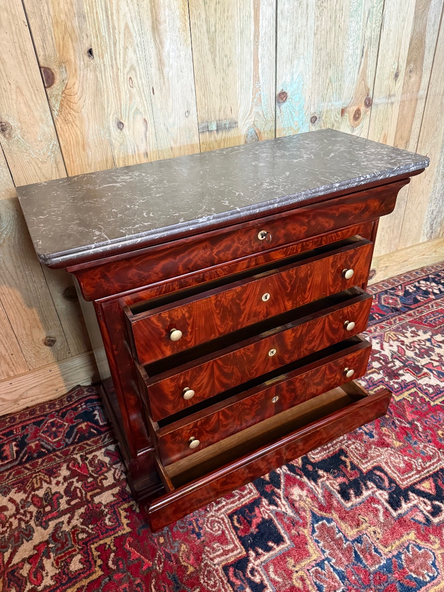 Petite commode d' époque LOUIS PHILIPPE en acajou. -photo-6