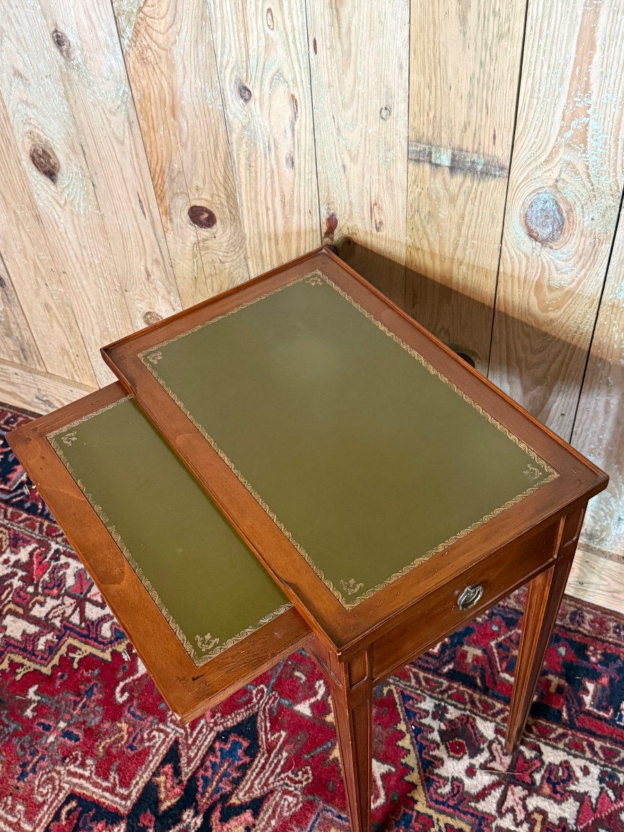 Bureau/Table à écrire  de style Louis XVI. -photo-3