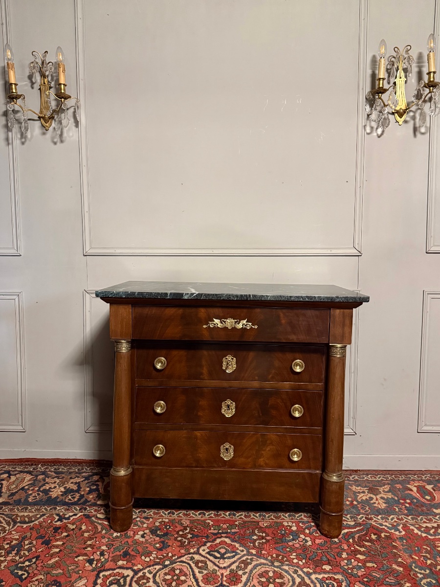 Petite commode de style Empire en acajou. -photo-3