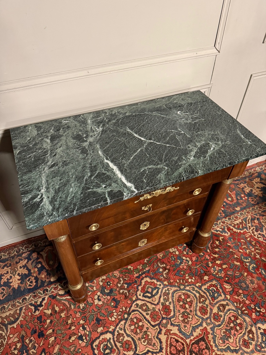 Petite commode de style Empire en acajou. -photo-4