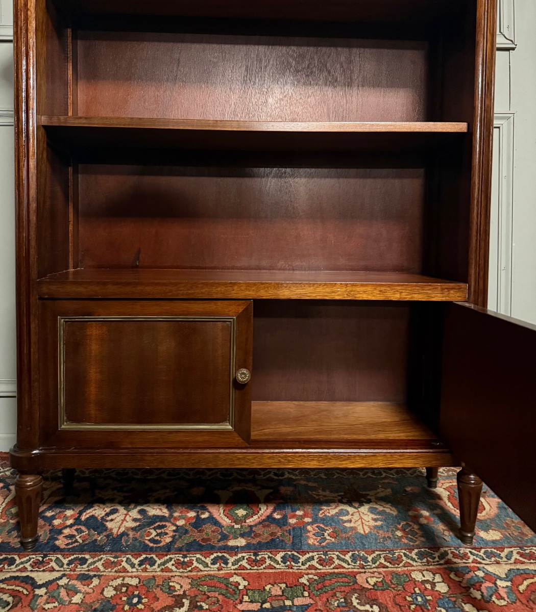 Louis XVI Style Mahogany Bookcase.-photo-1
