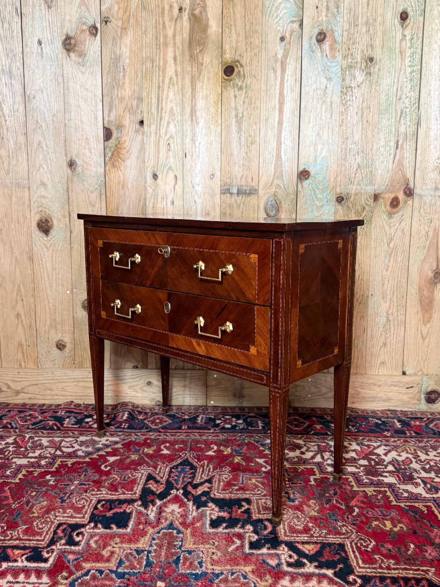 Commode  Louis XVI d’époque XVIII ème  en marqueterie