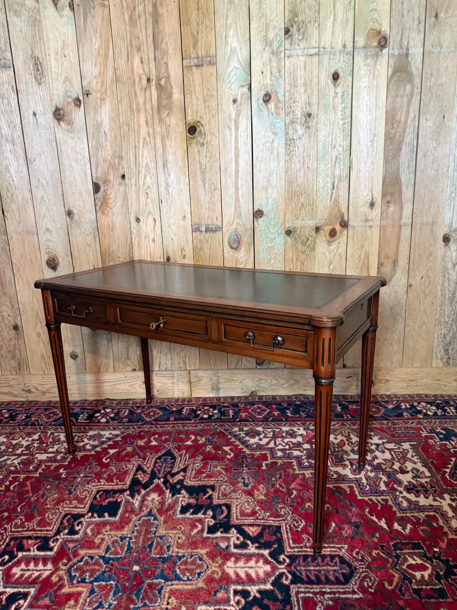 20th-century Louis XVI-style Desk