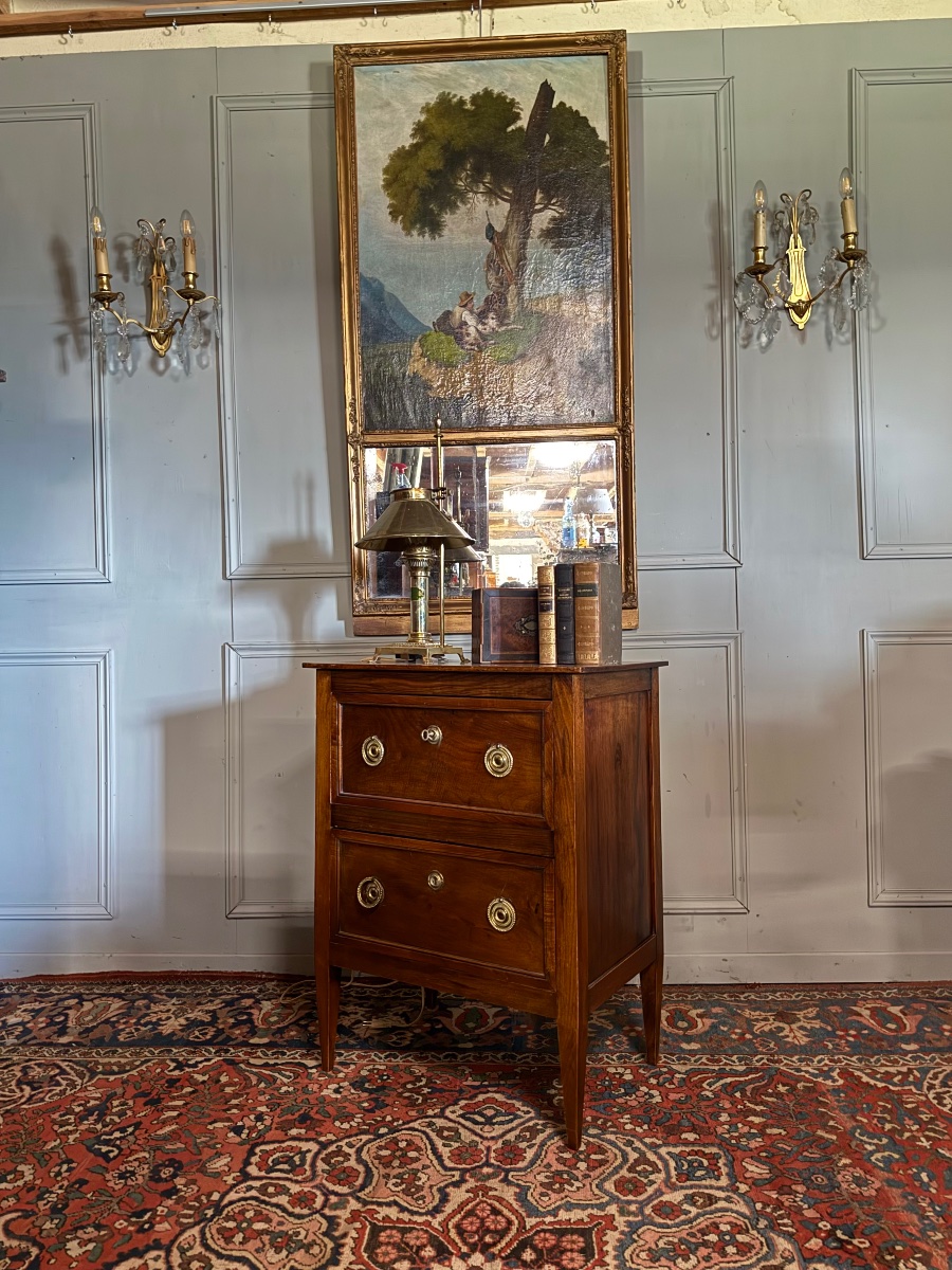 Petite commode de style Louis XVI en bois fruitier. -photo-4