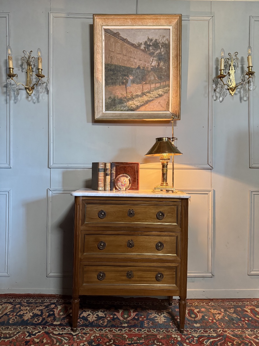 Commode de style Louis XVI en acajou. -photo-2