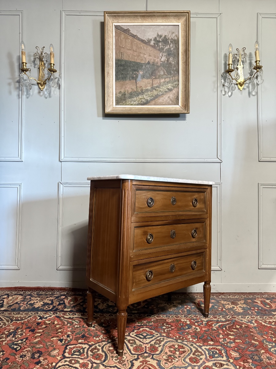 Commode de style Louis XVI en acajou. -photo-4