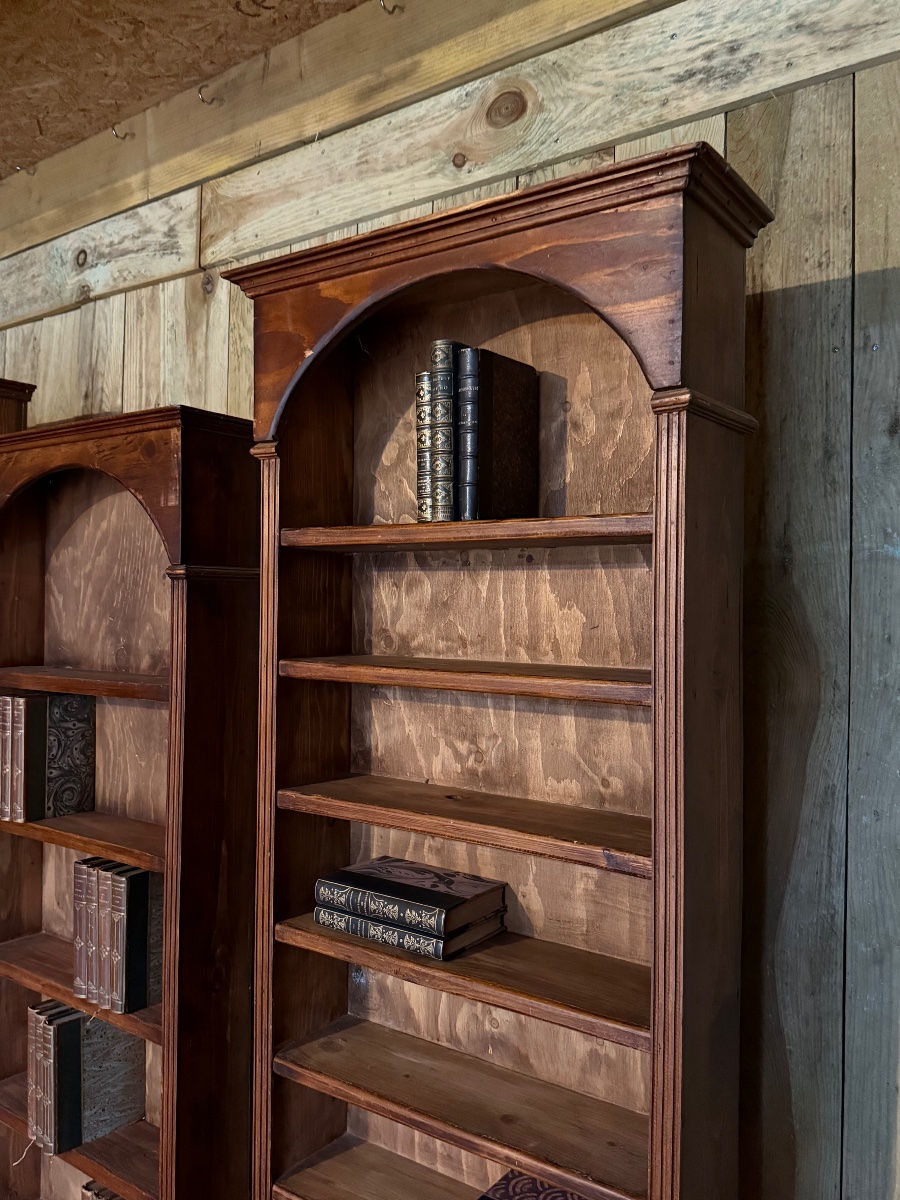 Ensemble de trois Bibus / Bibliothèques de style Louis XVI  Milieu XX ème. -photo-3