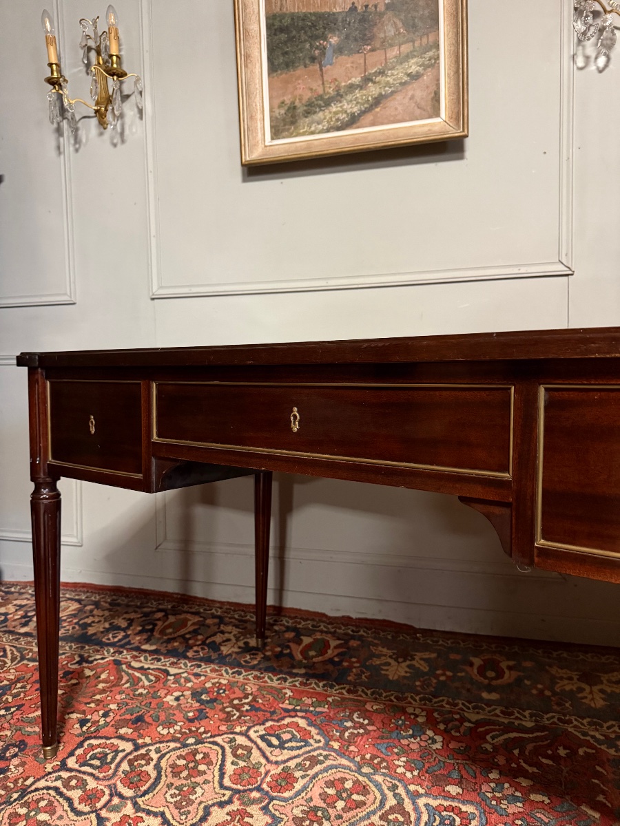 Bureau de style Louis XVI en acajou. -photo-4