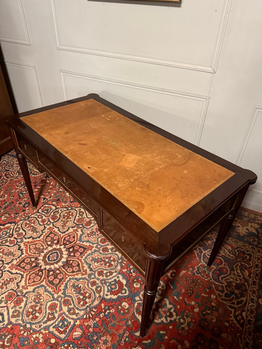 Bureau de style Louis XVI en acajou. -photo-5