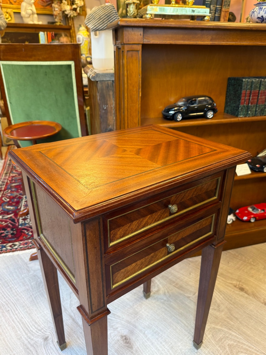 20th-century Louis XVI-style Nightstand -photo-1