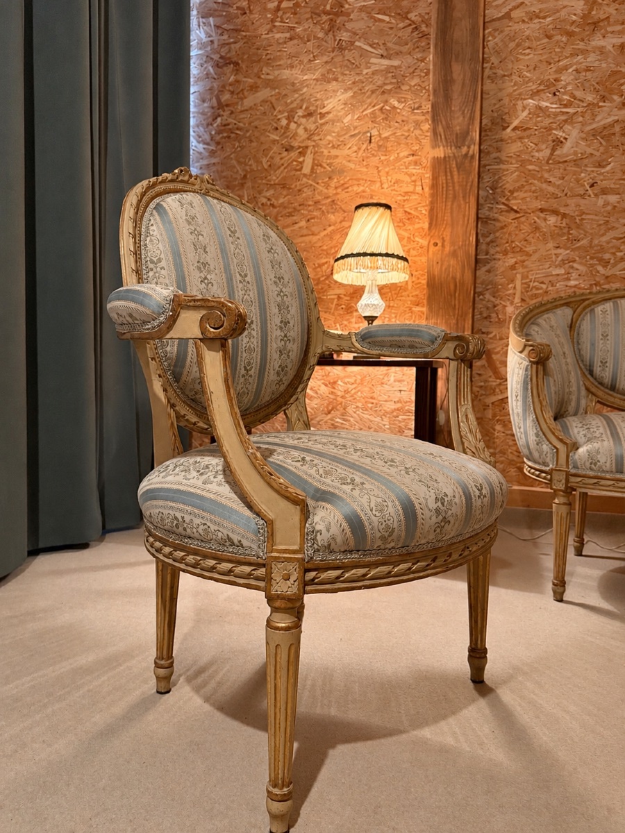 Salon de style Louis XVI d'époque XX ème -photo-2