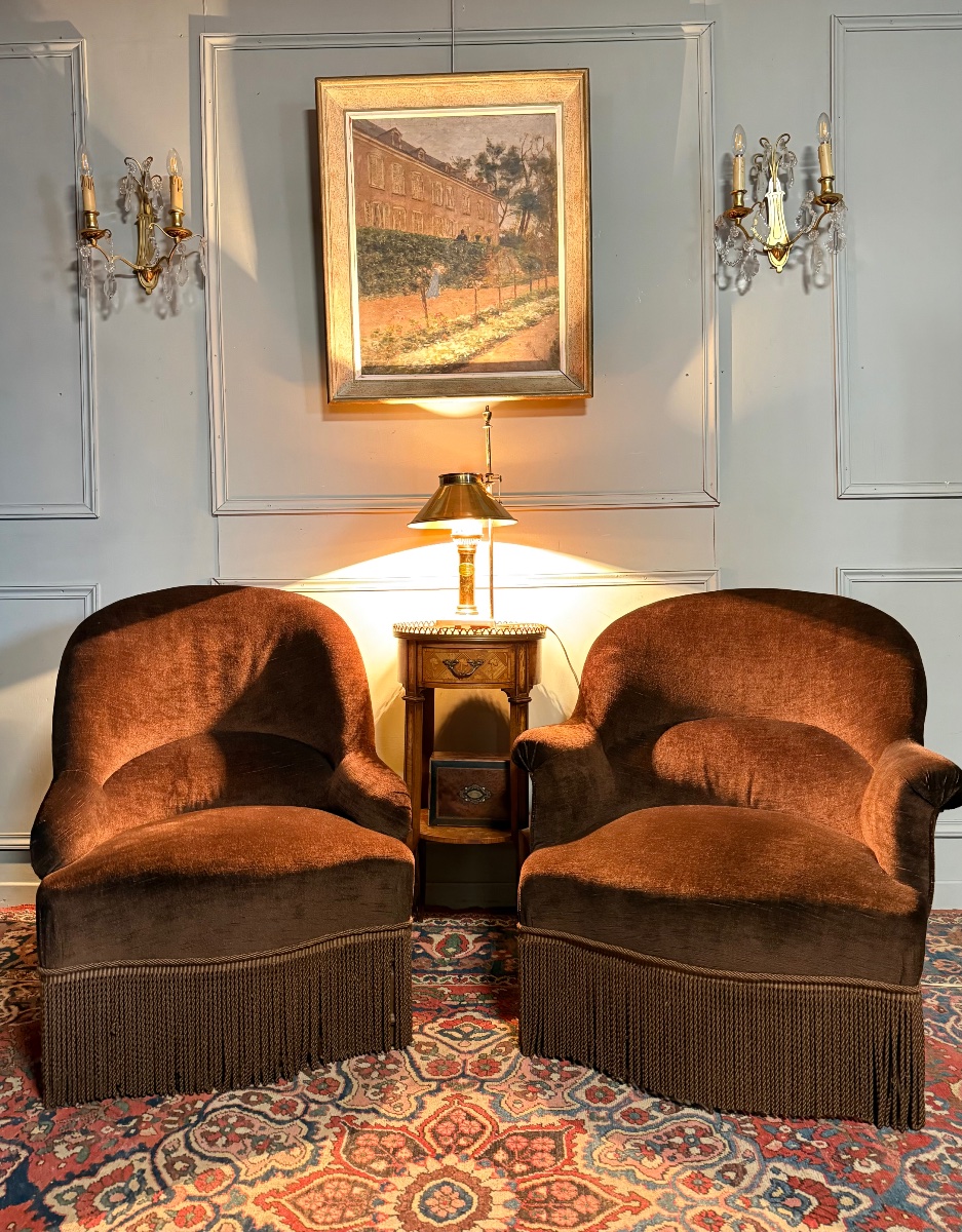 Paire de chauffeuses de style Napoléon III 