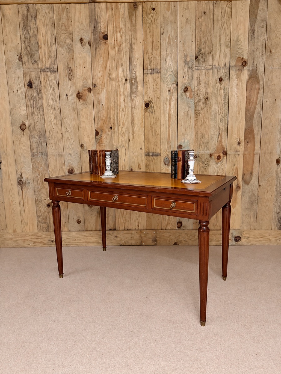 Louis XVI-style Desk, 20th Century