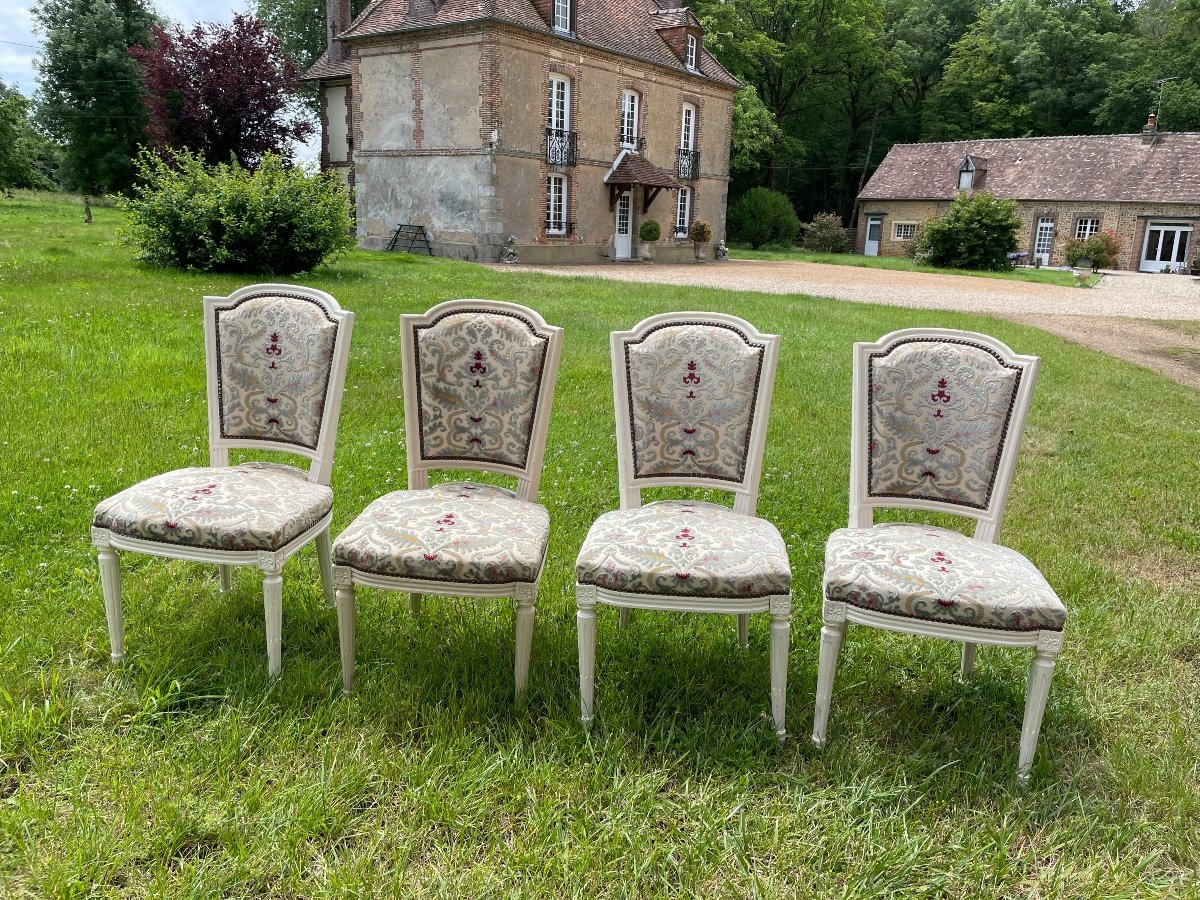 Suite De Huit Chaises De Style Louis XVI.-photo-2
